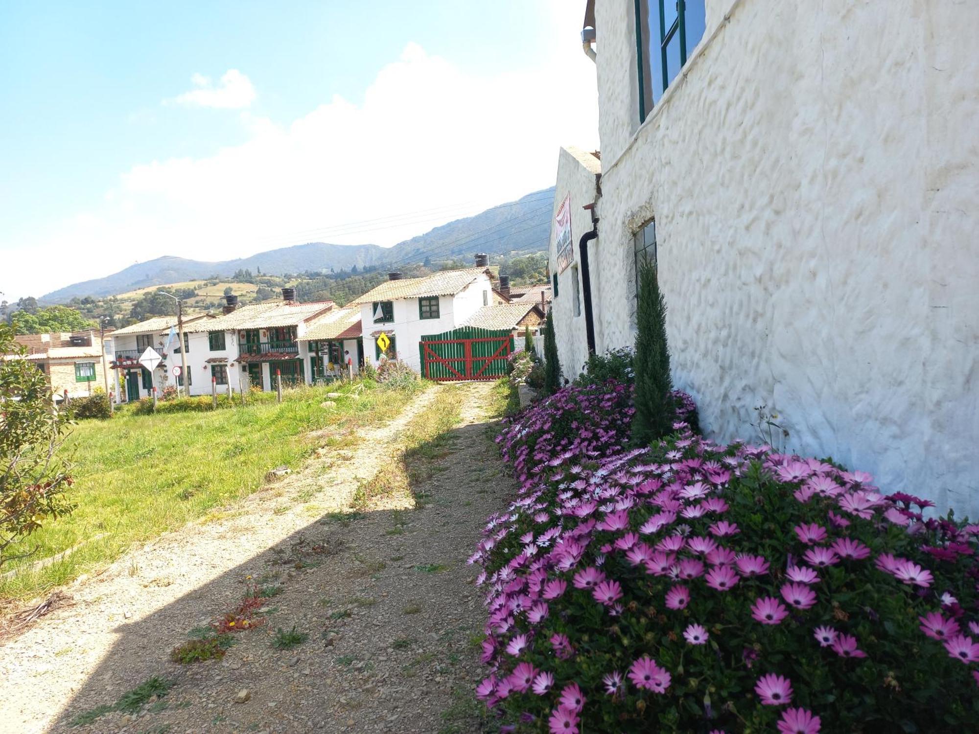 Hospedaje Y Camping Del Rio Monguí Extérieur photo